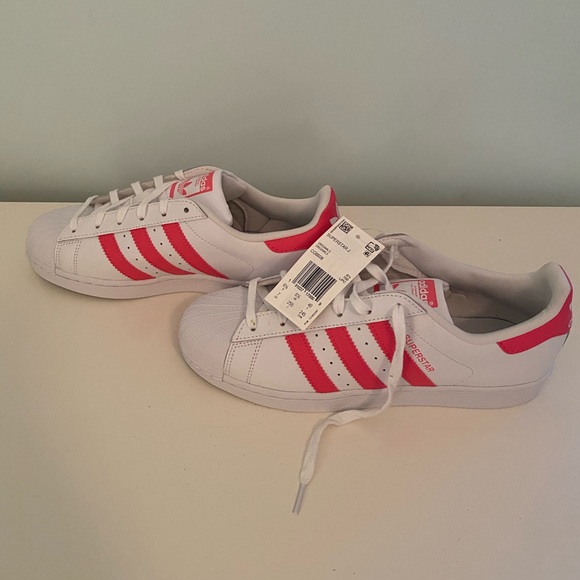 Adidas Superstar J’s - Picture 2 of 3